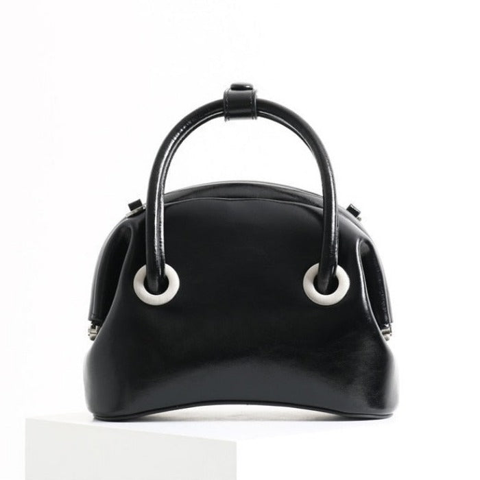 Clara – Damen Handtasche aus Leder mit Eleganten Details