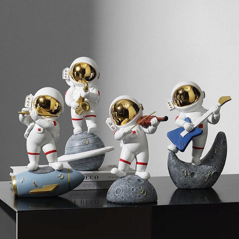 Max – Dekorative Deko Astronaut Jazz Band aus Resin