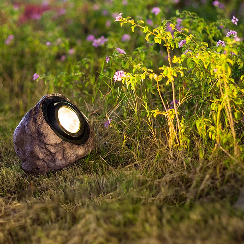 Mia – Außenbeleuchtung aus Solarstein für Garten und Weg