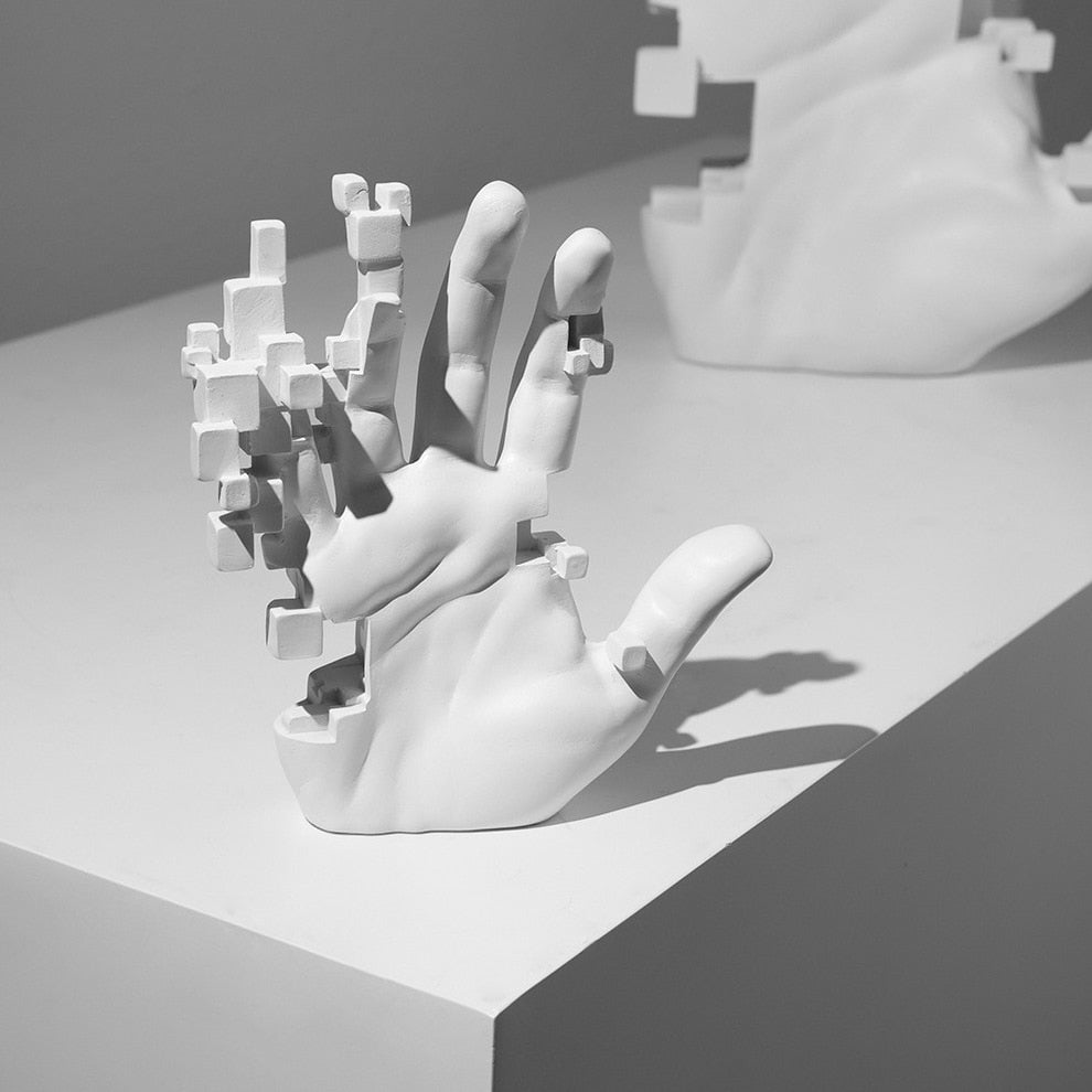 Mia – Moderne Skulptur in Form einer Hand aus Resin für dein Zuhause