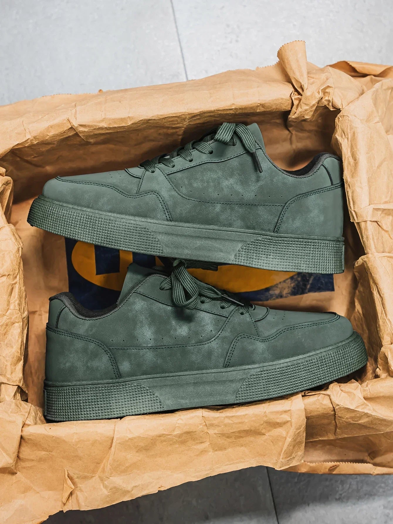 Savona – Herren Sneakers aus Wildleder mit Gepolstertem Fußbett