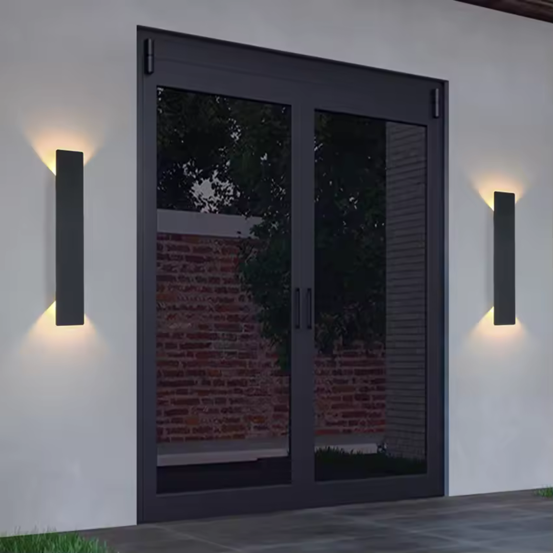 Xyrov - Wetterresistente Aluminiumwandlampe